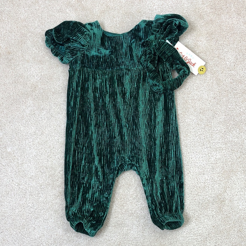 Baby’s Cat & Jack Velvet Emerald Green Ruffle-Sleeve Baby Romper